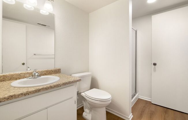 2 beds, 2 baths, 867 sqft, $1,695, Unit 183