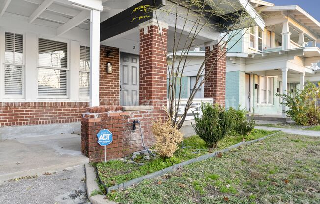 Charming studio 1-bathroom townhome in the heart of Fort Worth,