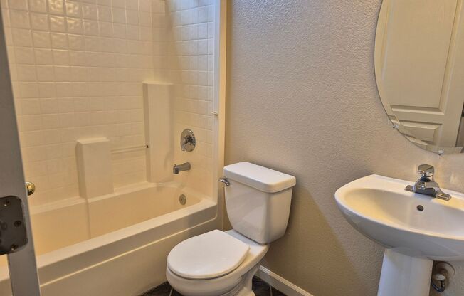 4 beds, 3 baths, $2,795