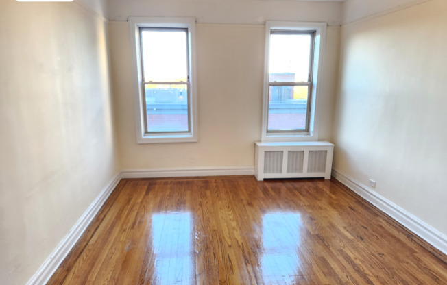 1 bed, 1 bath, $2,395, Unit 32C