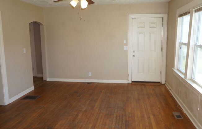 583 Colonial Circle