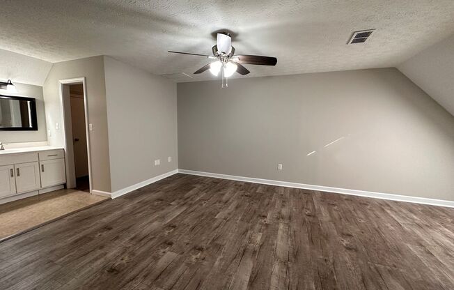 2 beds, 2 baths, 1,350 sqft, $1,745, Unit 3C