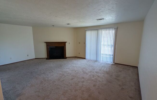 2 beds, 2 baths, 1,029 sqft, $1,209, Unit 2970-095