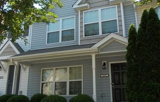 2 Story, 3 Bed Townhome in Oxford Commons - Concord