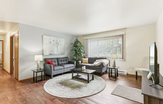 Woodfield Heights Apartments