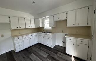 2 beds, 1 bath, $1,450