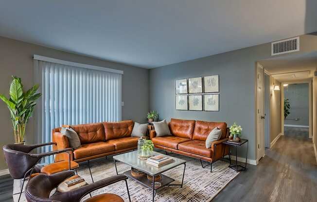 Welcome to El Castillo Apartments in Garland