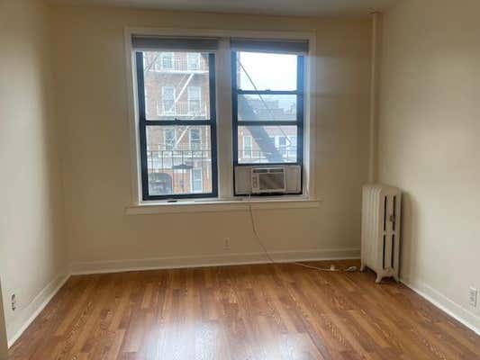 25 59 33 ST