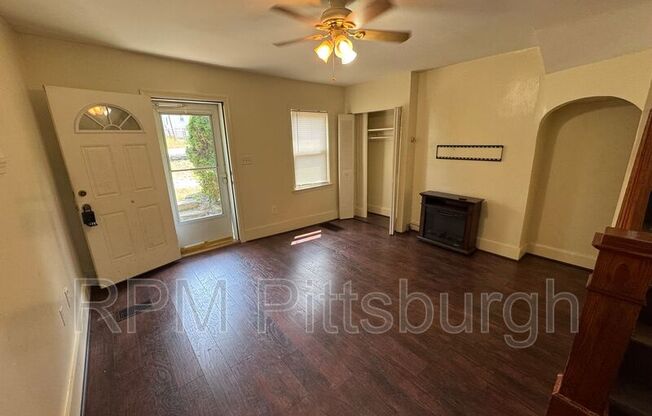 633 WESTON WAY