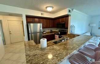 2 beds, 1 bath, $1,995, Unit APARTMENT 827