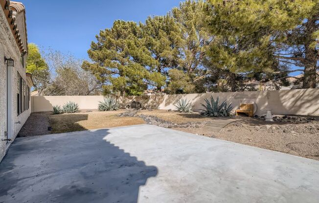 2224 Bear Valley Street - 4 bedrooms , 2.5 bathrooms, 2626 SQFT