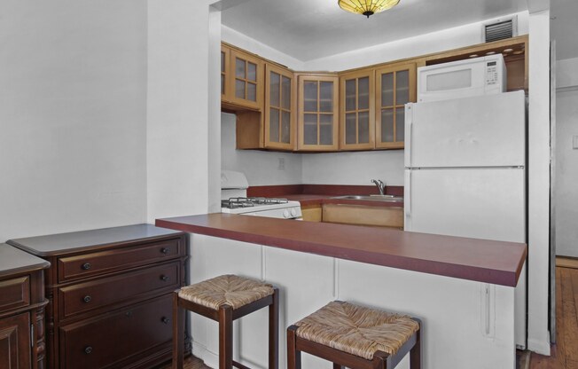 61 Lexington Ave 1F