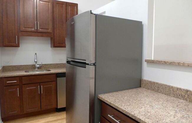 2 beds, 2 baths, 1,250 sqft, $2,850, Unit 02C