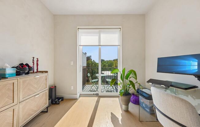 2 beds, 2 baths, 791 sqft, $3,995, Unit 4L