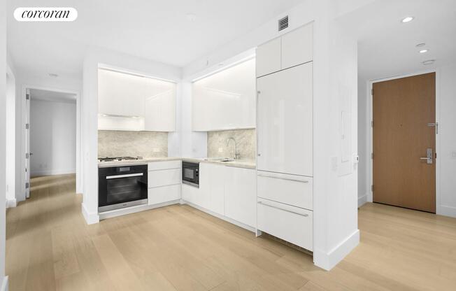 1 bed, 1 bath, 777 sqft, $7,800, Unit 9E