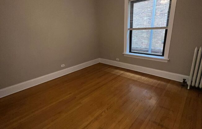 2 beds, 1 bath, 805 sqft, $2,195, Unit 2121-25-3C