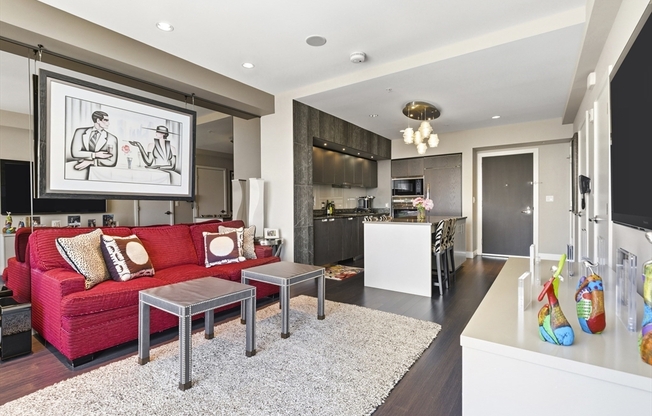 1 bed, 1.5 baths, 858 sqft, $6,000, Unit 27F