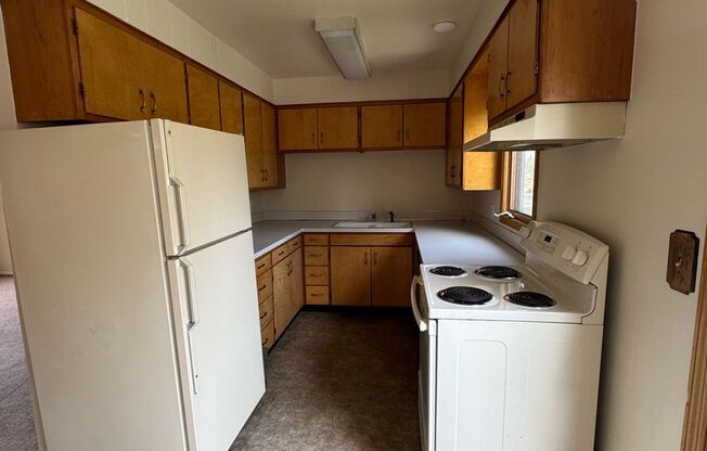 2 beds, 1 bath, 1,150 sqft, $1,650, Unit 804