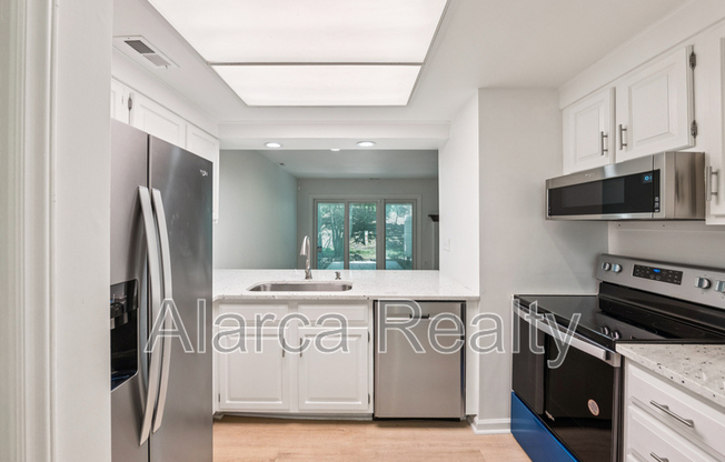 2756 TIERGARTEN LN