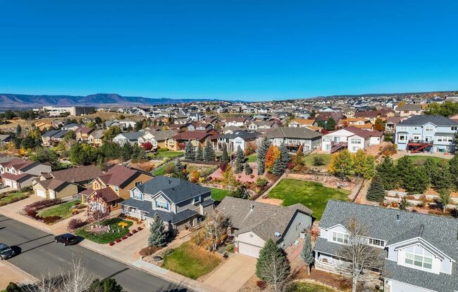 D20 5bdrm Home on Quiet Street in North Colorado Springs Area