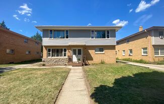 6011 N 62nd - Tri Plex