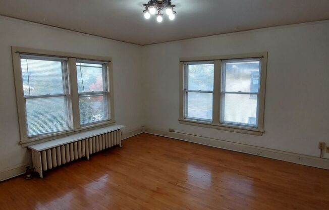 1168 Grand Ave