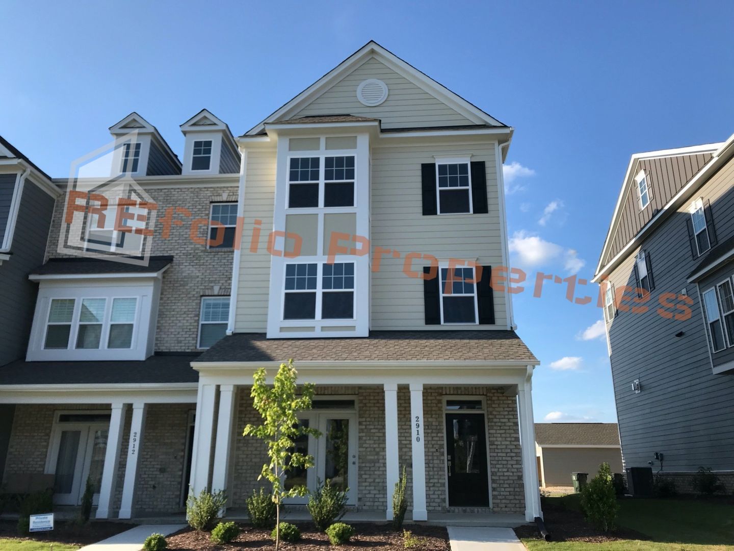 Luxury 3 Story 4 Bedroom, 3.5 Bath Townhome End Unit at Smith Farm, Apex, Available July 14th!