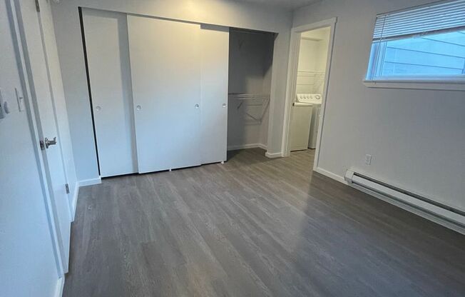 1 bed, 1 bath, $1,725, Unit 106