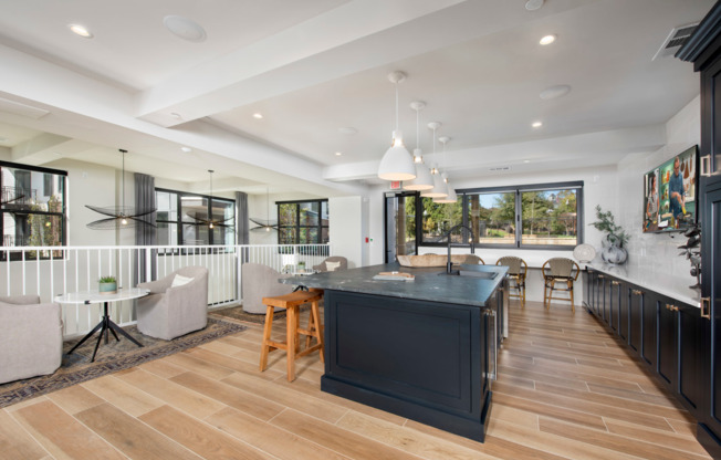 Clubhouse Interior 07