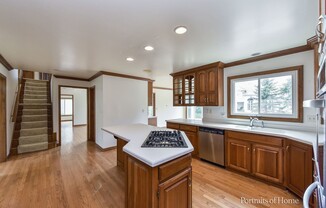 4015 WHITE EAGLE DR
