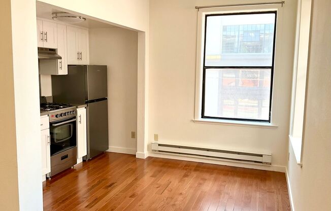 527 3rd Street #202