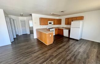 2 beds, 2 baths, 1,100 sqft, $1,100, Unit A