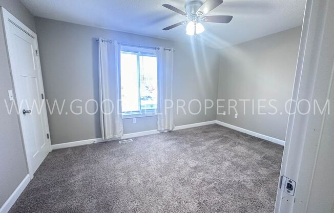 3 beds, 1.5 baths, $1,475