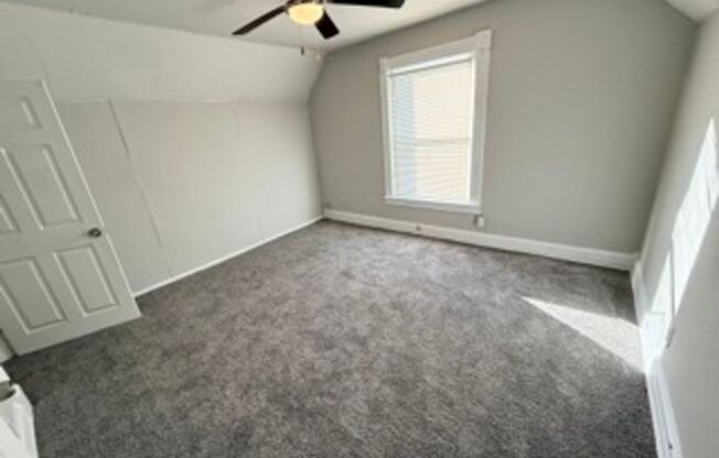 3 beds, 1 bath, $1,200