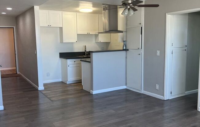 1 Month Free! Renovated Units in Central Van Nuys