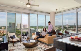 3678 Mckinney Ave 02-0451