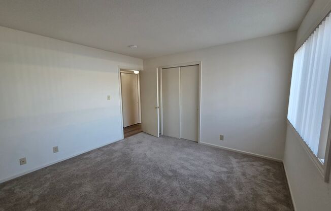 2 beds, 1.5 baths, 1,015 sqft, $1,140, Unit Z-09
