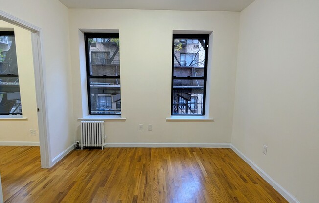 2 beds, 1 bath, $3,150, Unit 4