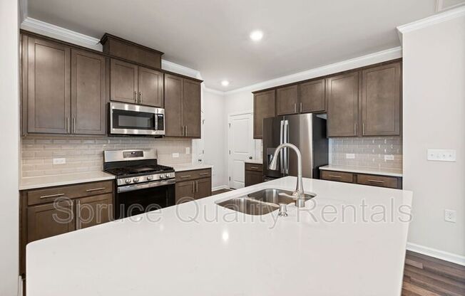 1132 SWEET CREAM CT
