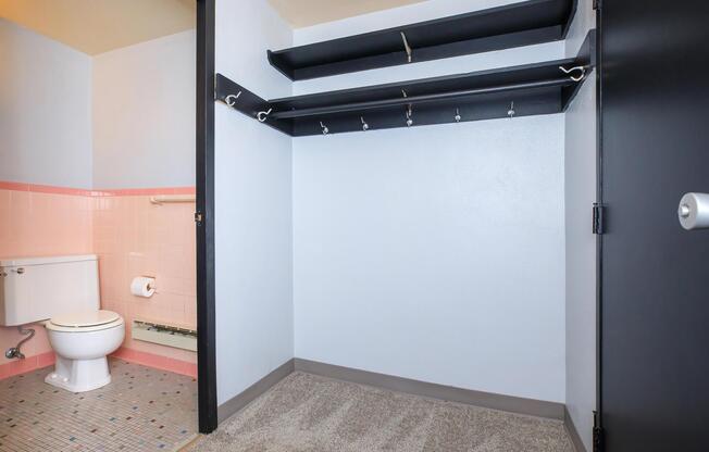 Studio, 1 bath, 385 sqft, $699