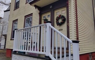 14 MARKET ST