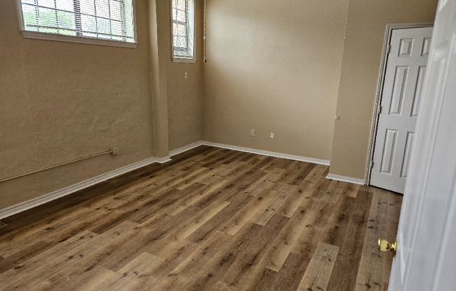 E. Southcross, Apt #10