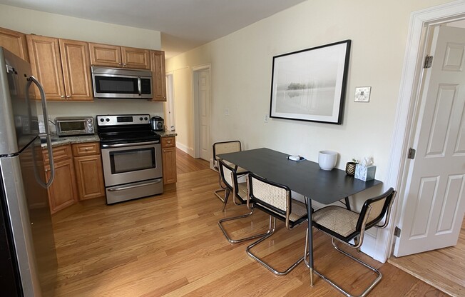 6 Nashua St