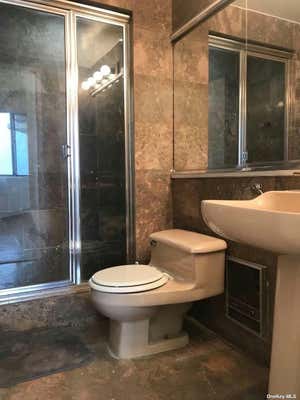 Studio, 1 bath, $2,300, Unit PHH