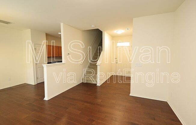 3 beds, 2.5 baths, 1,304 sqft, $1,760, Unit 105