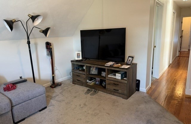 1 bed, 1 bath, 800 sqft, $2,000, Unit 3
