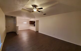 106/108 Westpark N Dr Duplex