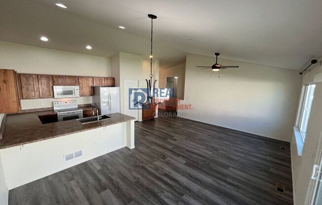 720 ELK MTN DR