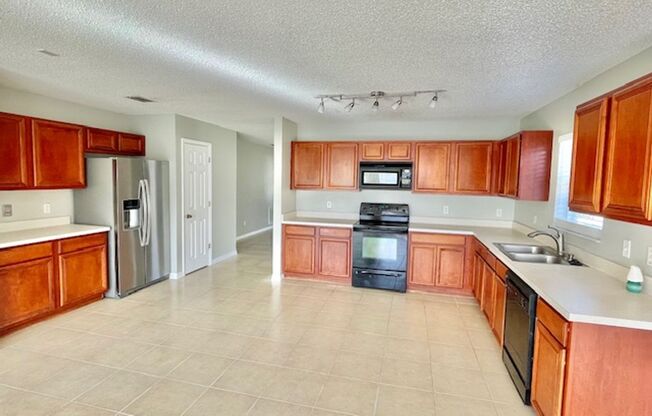 4 beds, 2 baths, $2,495