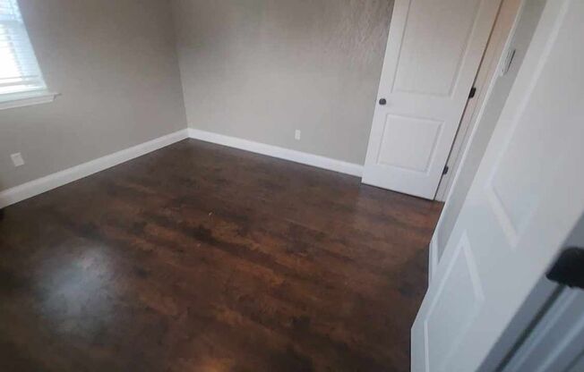 2 beds, 1 bath, $1,500